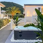 Aparthotel Pachis Escape
