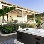 Aparthotel Pachis Escape 4*