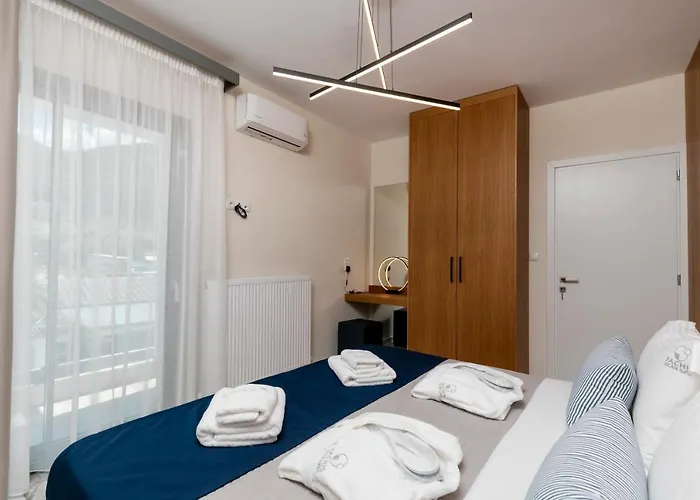 Pachis Escape Apartmanhotel