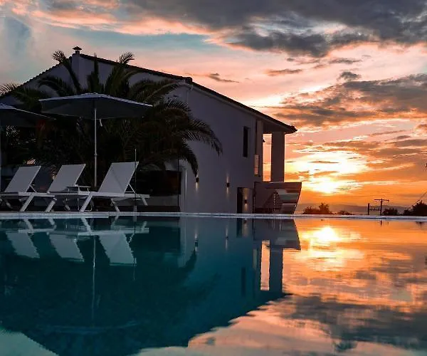 Apartmanhotel Pachis Escape