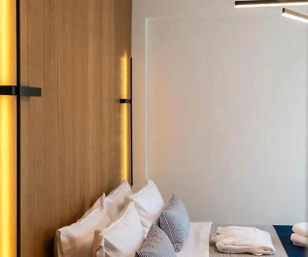 Apartmanhotel Pachis Escape 4*