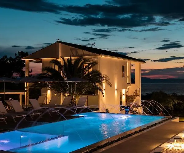 Apartmanhotel Pachis Escape