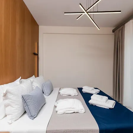 Aparthotel Pachis Escape