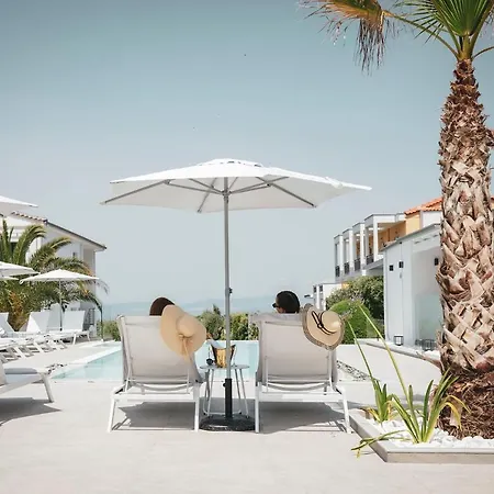 Pachis Escape Aparthotel