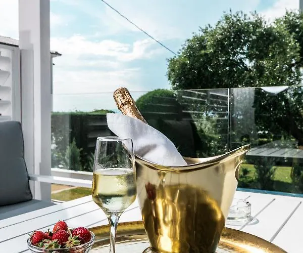 Apartahotel Pachis Escape 4*