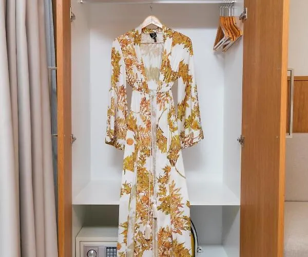 Pachis Escape Apartahotel